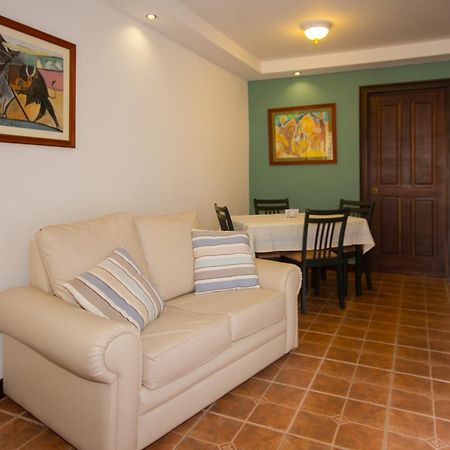 Apartotel Don Luis San Antonio De Belen Luaran gambar